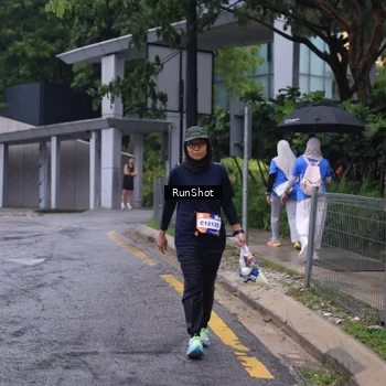 Runner Photo 7933190