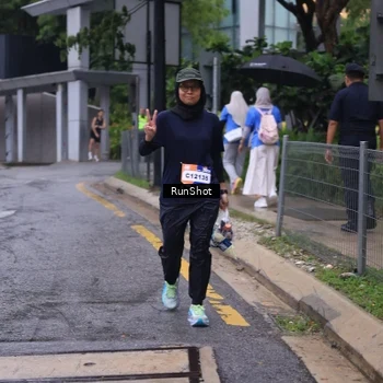 Runner Photo 7933192