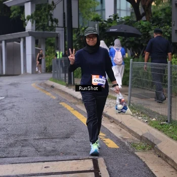 Runner Photo 7933200