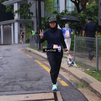 Runner Photo 7933201
