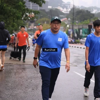 Runner Photo 7933215