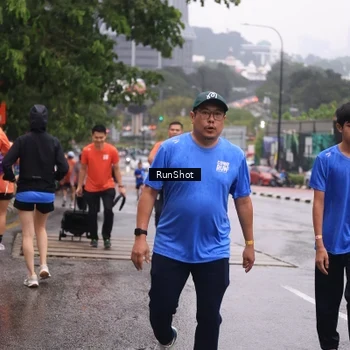 Runner Photo 7933217