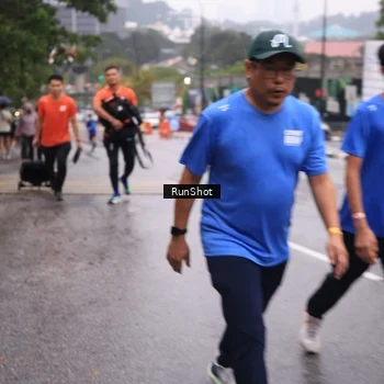 Runner Photo 7933230
