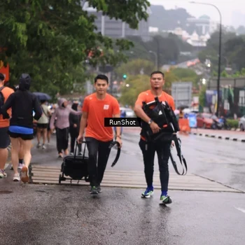 Runner Photo 7933236