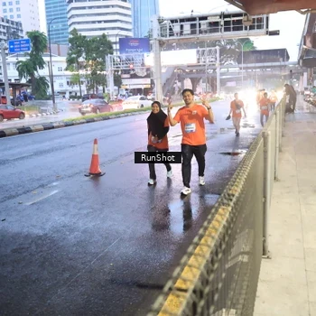 Runner Photo 7933240