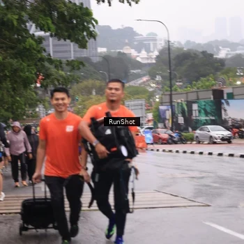 Runner Photo 7933243