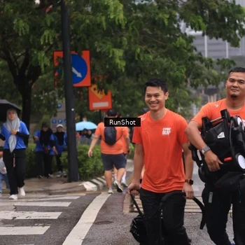 Runner Photo 7933262