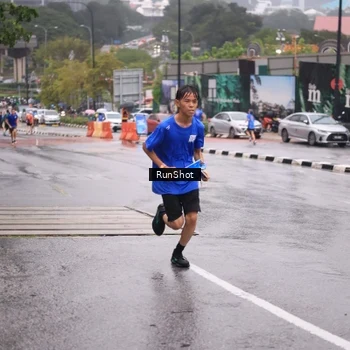 Runner Photo 7933292