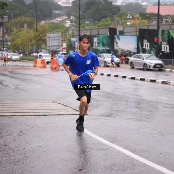 Runner Photo 7933295