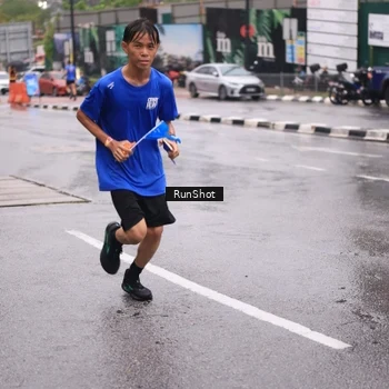Runner Photo 7933303
