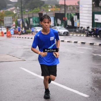 Runner Photo 7933306