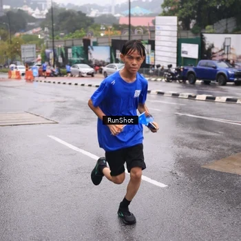 Runner Photo 7933309