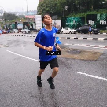 Runner Photo 7933317