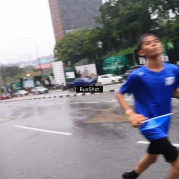 Runner Photo 7933320
