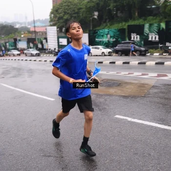 Runner Photo 7933322