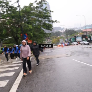 Runner Photo 7933324