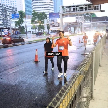 Runner Photo 7933330