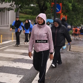 Runner Photo 7933335