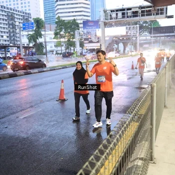 Runner Photo 7933340