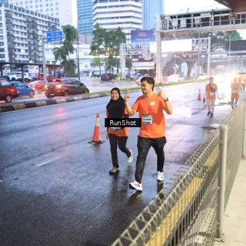 Runner Photo 7933361