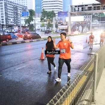 Runner Photo 7933368