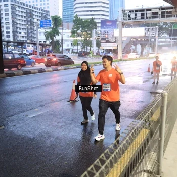 Runner Photo 7933376