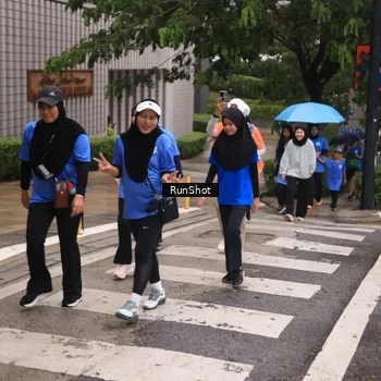Runner Photo 7933383