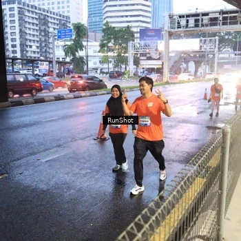 Runner Photo 7933391