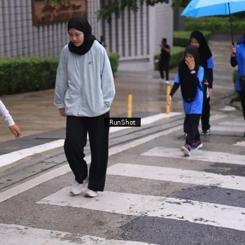Runner Photo 7933426