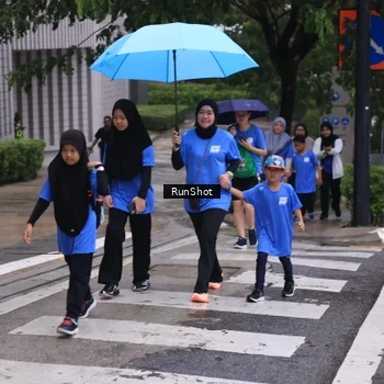Runner Photo 7933432