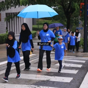 Runner Photo 7933437