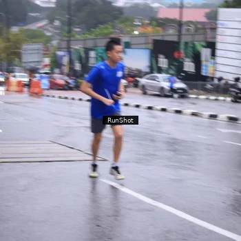 Runner Photo 7933439
