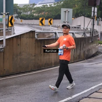 Runner Photo 7933499