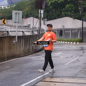 Runner Photo 7933515