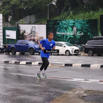 Runner Photo 7933522