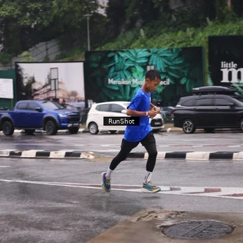 Runner Photo 7933525