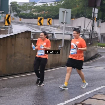 Runner Photo 7933536