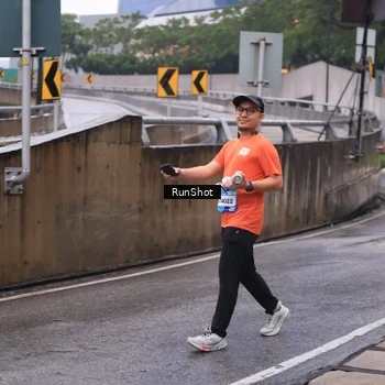 Runner Photo 7933538