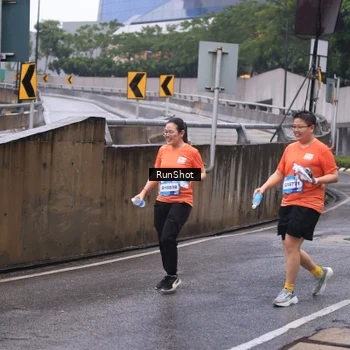 Runner Photo 7933540