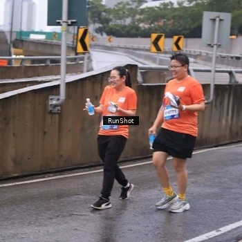 Runner Photo 7933546
