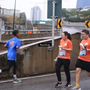Runner Photo 7933547