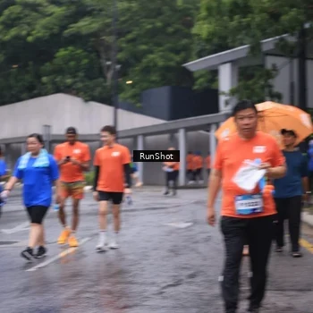Runner Photo 7933571