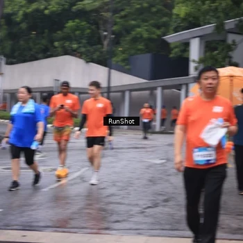 Runner Photo 7933579