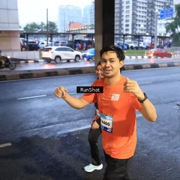 Runner Photo 7933596