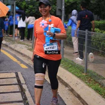 Runner Photo 7933599