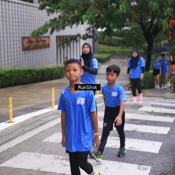 Runner Photo 7933624
