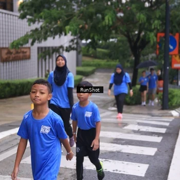 Runner Photo 7933628