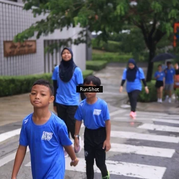 Runner Photo 7933629
