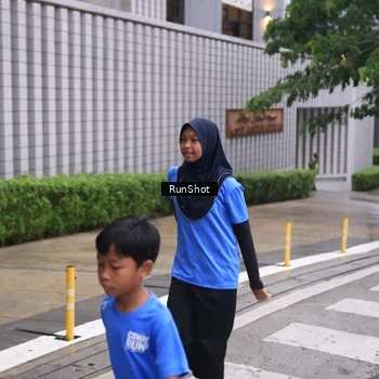 Runner Photo 7933641