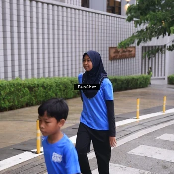 Runner Photo 7933643